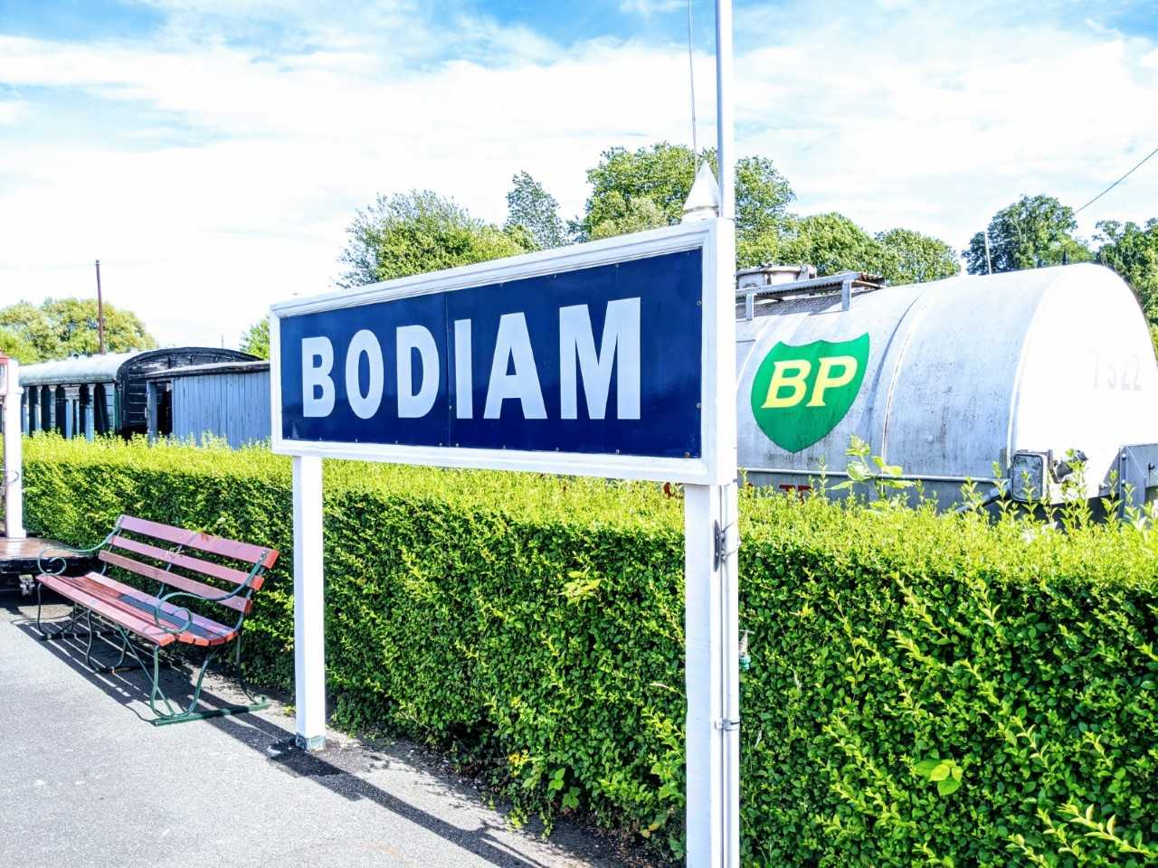bodiam-station-sign-tanker